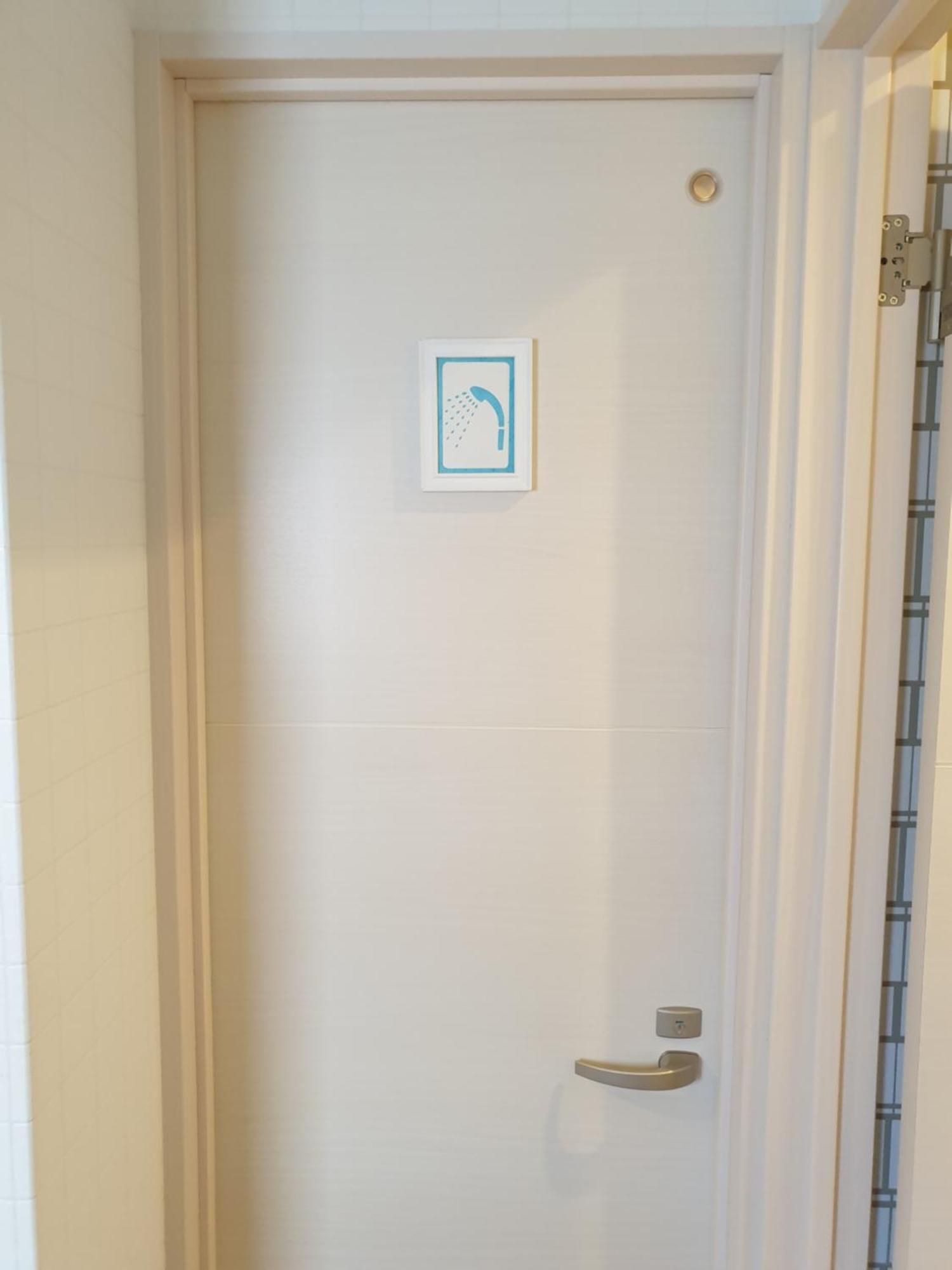Guesthouse Yours Osaka Zewnętrze zdjęcie